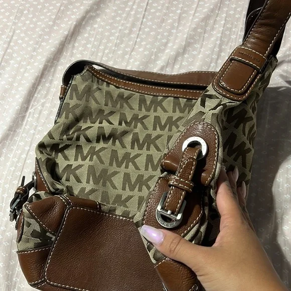 Michael kors bag - Picture 4 of 6